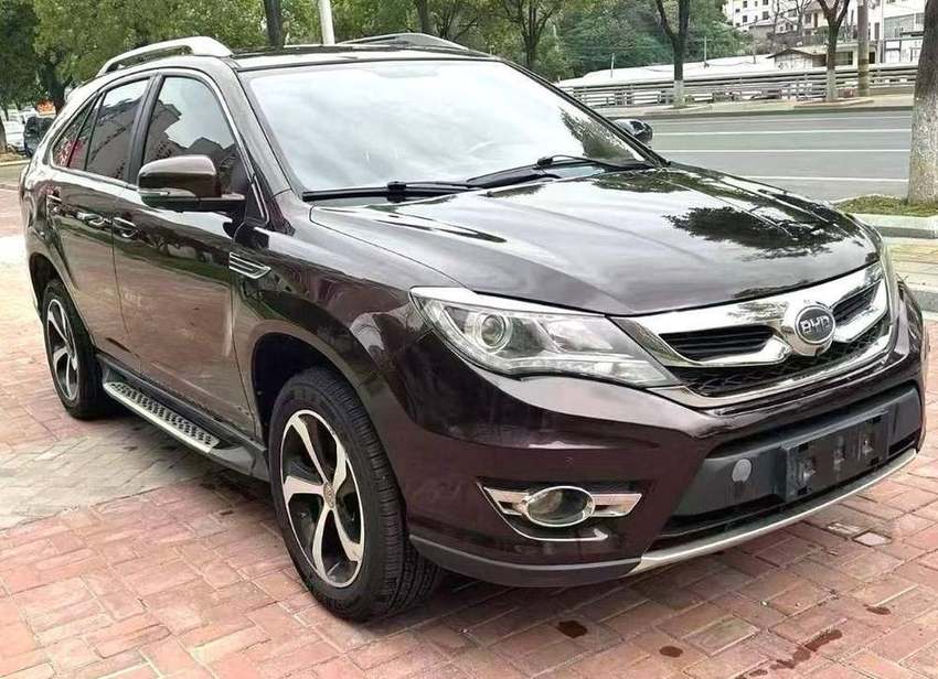 BYD S7