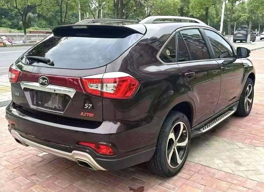 BYD S7