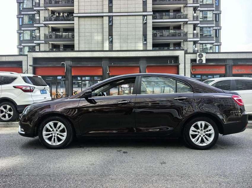 Geely Emgrand 2014