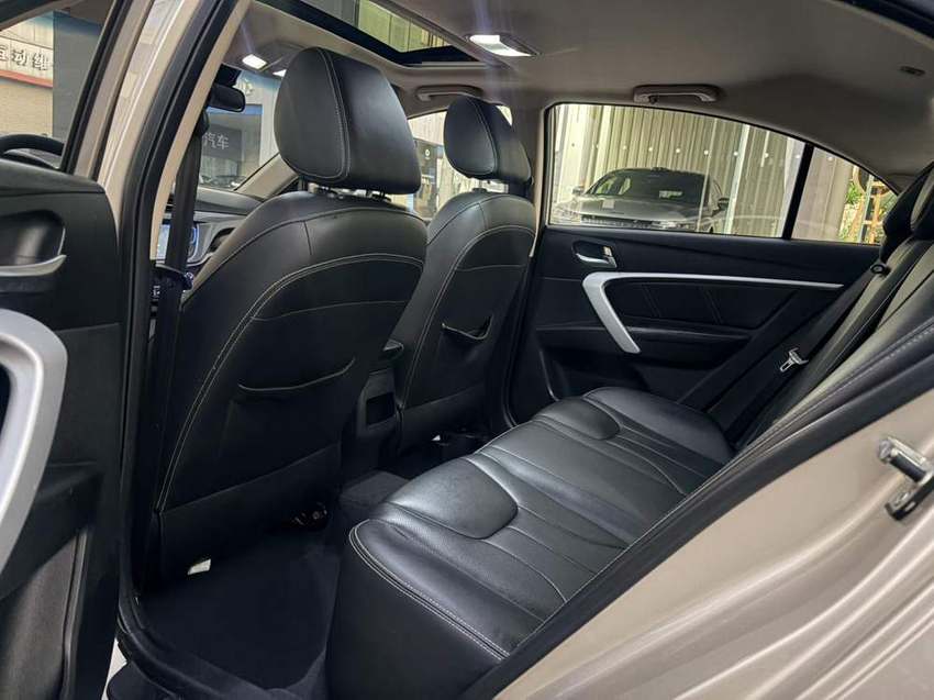 Geely Emgrand 2018