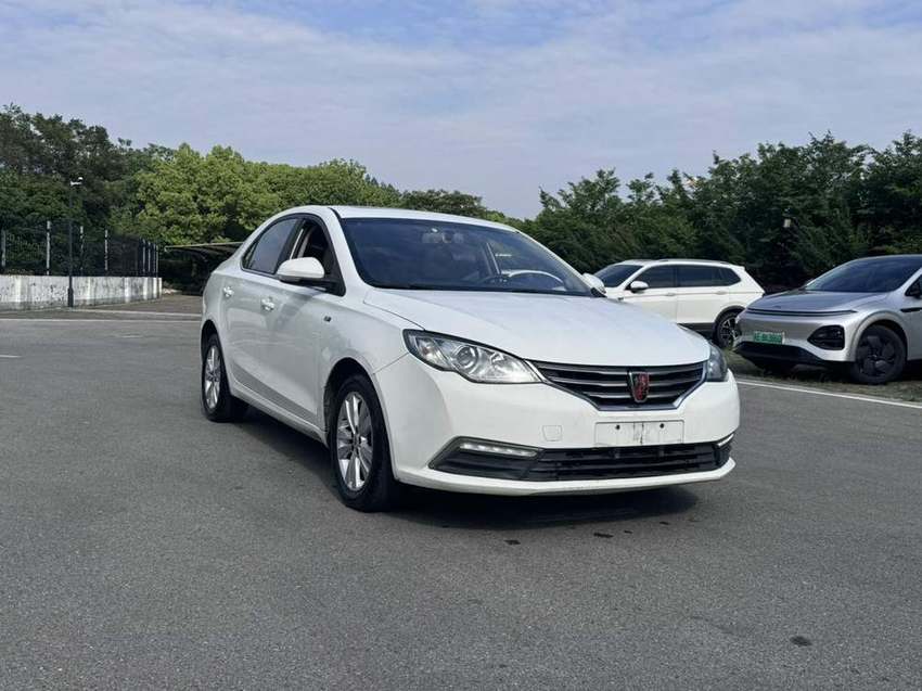 Roewe 360 2015