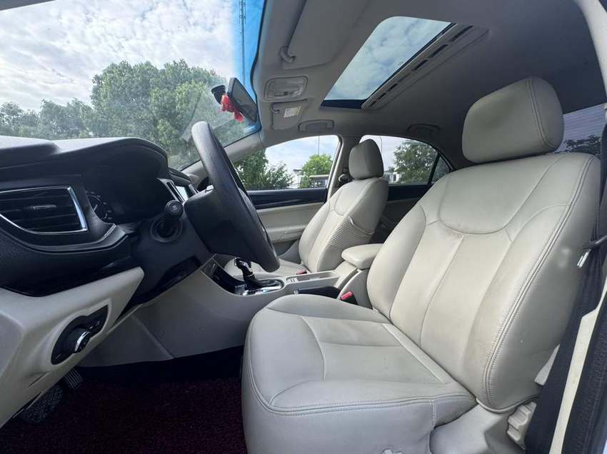 Roewe 360 2015
