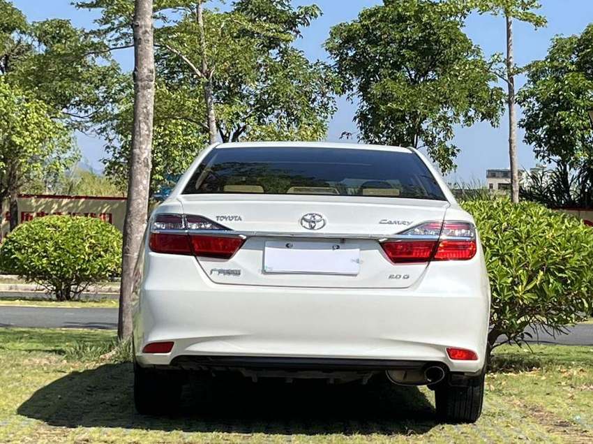 Toyota Camry 2015